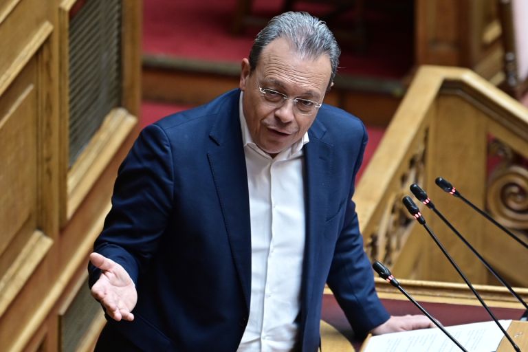 Φάμελλος: «Η κυβέρνηση έφαγε τα λεφτά των αγροτών και τους αντιμετωπίζει με τα ΜΑΤ»