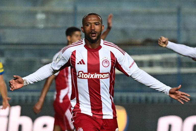 Ελ Κααμπί: Ο ακούραστος εργάτης που κρατά τους ερυθρόλευκους στην κορυφή