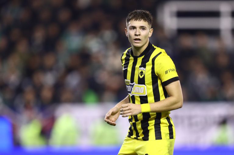 ΒΟΜΒΑ: Η Μπρέντφορντ «Κυνηγάει» τον Καλοσκάμη – Ο 20χρονος Αστέρας της ΑΕΚ στο Στόχαστρο της Premier League!