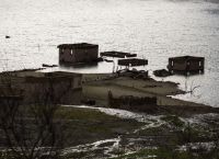 «Πνίγηκαν» τα χωράφια σε Τρίκαλα και Λάρισα – Οι αγρότες βλέπουν… λίμνη αντί για καλλιέργειες