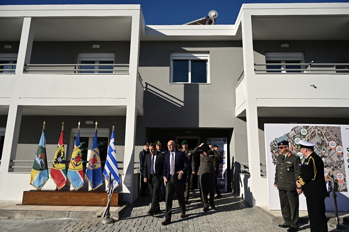 Δένδιας: «17.000 σπίτια για στρατιωτικούς – Ξεκίνησε το μεγαλύτερο οικιστικό πρόγραμμα όλων των εποχών!