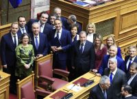 Βουλή: «Αγκαζέ» ΝΔ και πρώην «Σπαρτιάτες» υπερψήφισαν τον προϋπολογισμό για το 2026