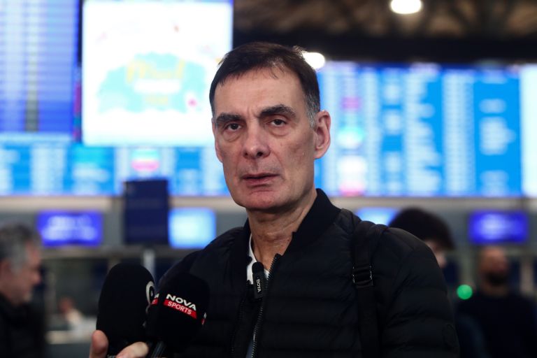 Μπαρτζώκας: «Οι οπαδοί μας ονειρεύονται τρόπαιο στο ΟΑΚΑ, αλλά εγώ μένω προσγειωμένος – Παιχνίδι με παιχνίδι»