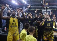 ΑΕΚ – Άρης Betsson 82-76: Σπουδαία νίκη για την Ένωση σε ένα συγκλονιστικό ντέρμπι
