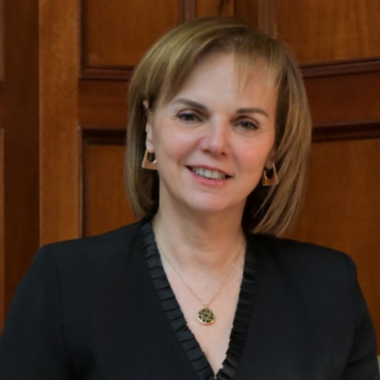 Greece Bets on Woman for ECB Vice-President: Christina Papakonstantinou in the Spotlight