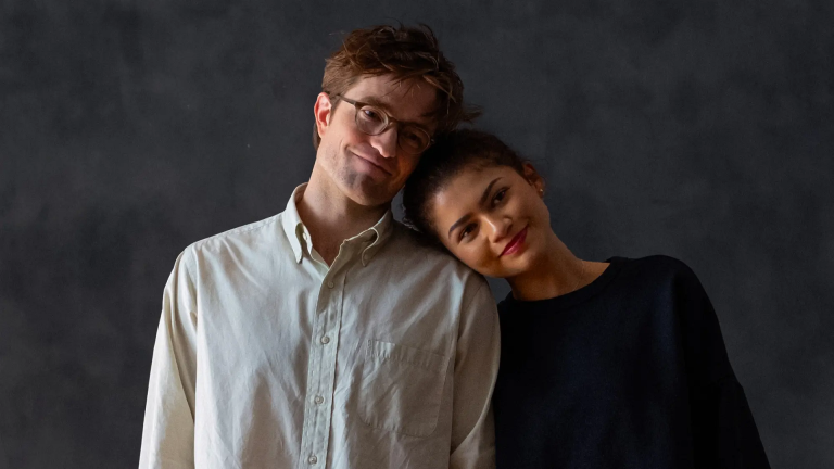 «THE DRAMA»: Zendaya και Pattinson «λυγίζουν» σε γάμο-εφιάλτη – Το trailer-βόμβα της A24 που σκίζει!