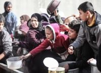 Ισραήλ: Απαγόρευση Δεκάδων Οργανισμών Βοήθειας στη Γάζα – Οικουμενική Ανθρωπιστική Κρίση το 2026