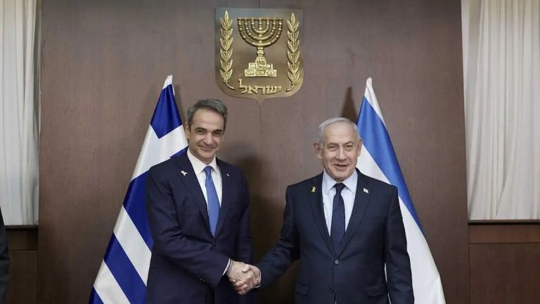 Mitsotakis in Jerusalem & Ramallah: Diplomatic Crossroads Ahead of Christmas