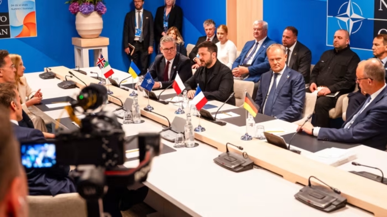 Starmer, Macron και Merz συναντούν Ζελένσκι στο Λονδίνο για το Ουκρανικό – Ευρώπη σε κρίσιμο σταυροδρόμι