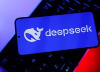Η DeepSeek ξαναχτυπά: δύο νέα μοντέλα, μεγάλη αυτοπεποίθηση και πίεση σε Google–OpenAI