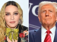 ΣΚΑΝΔΑΛΟ: Η Madonna Βομβαρδίζει τον Τραμπ για την Παγκόσμια Ημέρα AIDS