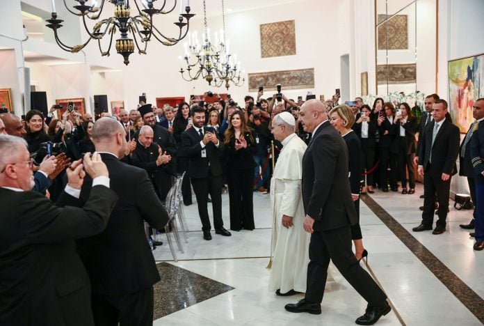 «Μείνετε στη χώρα σας»: Το σοκ μήνυμα του Πάπα Λέοντα στους Λιβανέζους που φεύγουν μαζικά