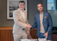 Το 2028 θα ανοίξει το Radisson Collection Resort στη Σαντορίνη