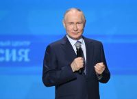 Ο Πούτιν κατά της Ευρώπης: «Υστερικές» και «Ψεύτικες» οι φήμες για μεγάλο πόλεμο