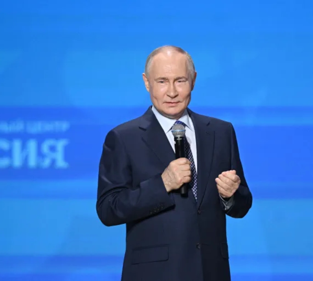Ο Πούτιν κατά της Ευρώπης: «Υστερικές» και «Ψεύτικες» οι φήμες για μεγάλο πόλεμο