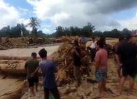 Νοτιοανατολική Ασία: Πάνω από 1.160 νεκροί από τις πλημμύρες – τρομάζει το μέγεθος της καταστροφής