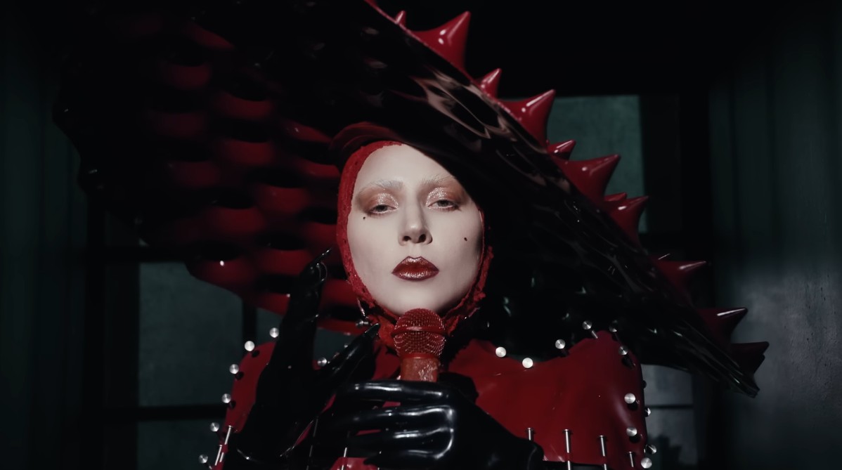 Rolling Stone αποθεώνει τη Lady Gaga: Το «Abracadabra» που μάγεψε ολόκληρο το 2025