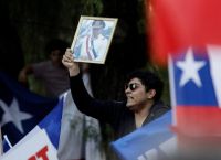 Χιλή: Ο Ακροδεξιός Καστ Πρόεδρος – Επιστροφή στα Σκοτάδια Πινοσέτ με Πορτρέτα Δικτάτορα στους Δρόμους!