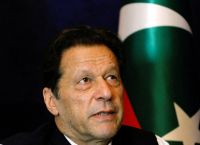 Σοκ στο Πακιστάν: 17 χρόνια κάθειρξη στον Ιμράν Χαν και τη σύζυγό του για «κρατικά δώρα»