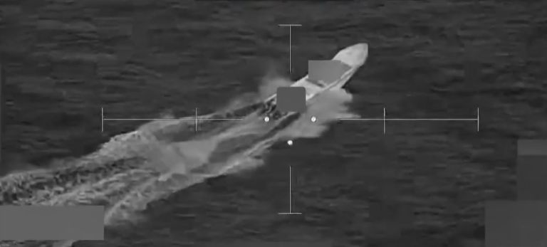 Ακήρυχτος πόλεμος στη Καραϊβική: Οι ΗΠΑ καταδιώκουν τρίτο πετρελαιοφόρο της Βενεζουέλας