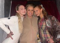 Η μέθοδος των Χαντίντ: Η στρατηγική της μητέρας πίσω από δύο καριέρες εκατομμυρίων