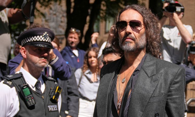 Ράσελ Μπραντ: Νέες κατηγορίες βιασμού και σεξουαλικής επίθεσης