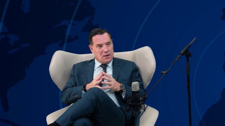 Άδωνις: «Ο Τσίπρας σαν Οδυσσέας – ο εξώστης και οι μνηστήρες της εξουσίας»