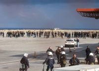 Σοβαρά επεισόδια σε Χανιά,Ηράκλειο με πετροπόλεμο,χημικά ανάμεσα σε αγρότες-ΜΑΤ: Αναποδογύρισαν περιπολικό