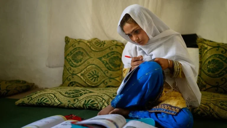 UNICEF: «Μία εικόνα σιωπηλής δύναμης» – Αυτή είναι η Φωτογραφία της Χρονιάς 2025