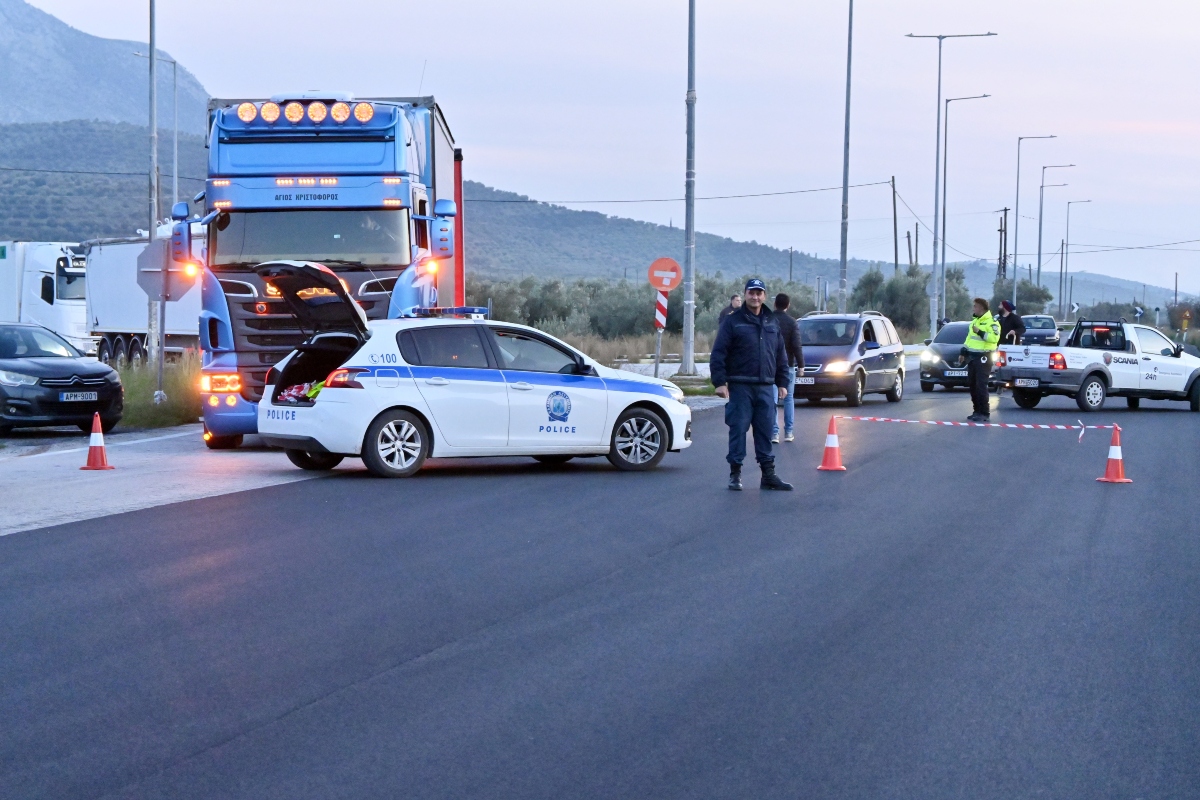 Αγροτικά μπλόκα και blame game: Η ΕΛΑΣ δείχνει «ασφάλεια», οι αγρότες «καλή θέληση»