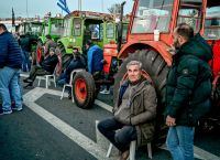Προς γενικευμένη σύγκρουση: Οι αγρότες εντείνουν τις κινητοποιήσεις και σχεδιάζουν αποκλεισμό λιμανιών