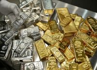 Επενδυτικό «αμόκ» με το ασήμι στα 77–79,7 $ — ιστορικό ράλι, ρευστότητα και ευκαιρίες για traders