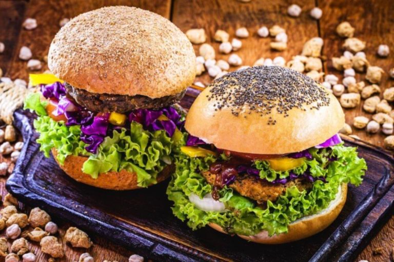 Η “wellness” τάση στα υπερεπεξεργασμένα τρόφιμα: Ποιος πραγματικά κερδίζει;