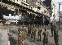 13 νεκροί και 300.000 εκτοπισμένοι – Οι ΗΠΑ βάζουν «κόκκινη κάρτα» σε Ταϊλάνδη-Καμπότζη