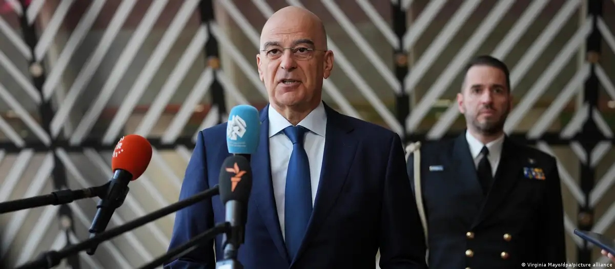 Η Τουρκία εκτοξεύει πυρά για το αμυντικό δόγμα Δένδια στο Αιγαίο