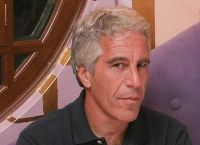 «Σεισμός» στην υπόθεση Έπσταϊν: Πράσινο φως για δημοσιοποίηση των μυστικών εγγράφων της Γκισλέιν Μάξγουελ