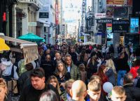 Ωράριο καταστημάτων Κυριακή [21/12]: Μέχρι τι ώρα θα λειτουργήσουν- Πότε είναι κλειστά