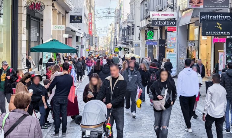 Έρχονται οι χειμερινές εκπτώσεις 2026 – Τι ισχύει για την πρώτη Κυριακή