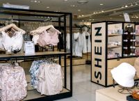 Τέλος εποχής για τα «φθηνά» δέματα: Η Κομισιόν βάζει €3 δασμό σε Temu και Shein