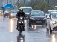 «Καταιγίδα στην Αττική»: 1,5 μήνας βροχής σε λίγες ώρες – Πού χρειάζεται μεγάλη προσοχή