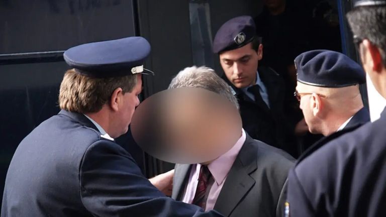 Θρίλερ! Ο «Έλληνας Εσκομπάρ» πίσω από το τεράστιο φορτίο κοκαΐνης σε πλοίο που έπλεε στα ανοιχτά της Γαλλίας