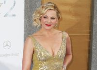 Κιμ Κατράλ: Η 69χρονη «Σαμάνθα» του SATC παντρεύτηκε για 4η φορά