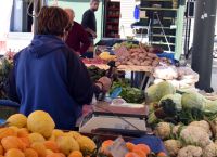 Πανελλαδική απεργία στις λαϊκές αγορές από 7 Ιανουαρίου – η «επόμενη φάση» κοινωνικής πίεσης