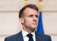 Ο Μακρόν διεκδικεί ηγεμονικό ρόλο στην ευρωπαϊκή άμυνα: αεροπλανοφόρο, στρατός και άνοιγμα προς Πούτιν