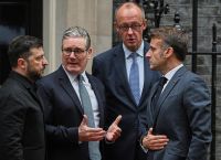 Μακρόν–Μερτς–Στάρμερ σε 40λεπτη «μυστική» τηλεδιάσκεψη με Τραμπ για Ουκρανία–Ποιο ειρηνευτικό σχέδιο ψήνεται