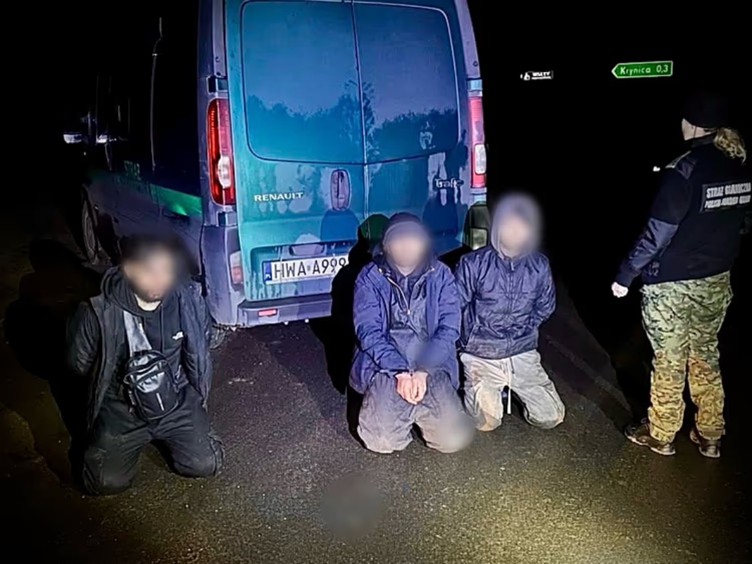 Πολωνία: Περισσότεροι από 180 μετανάστες πέρασαν παράνομα τα σύνορα μέσω σήραγγας με τη Λευκορωσία