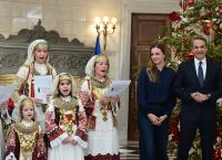 Μητσοτάκης: Άκουσε τα πρωτοχρονιάτικα κάλαντα στο Μαξίμου από την Ένωση Λιοσιωτών Ιλίου