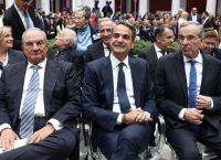 Καραμανλής–Μητσοτάκης σε ανοιχτή γραμμή σύγκρουσης: Το αγροτικό “ανάβει φωτιές” στη ΝΔ