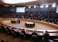 ΝΑΤΟ προς Πούτιν: Νέο πακέτο-μαμούθ 1 δισ. ευρώ για την Ουκρανία