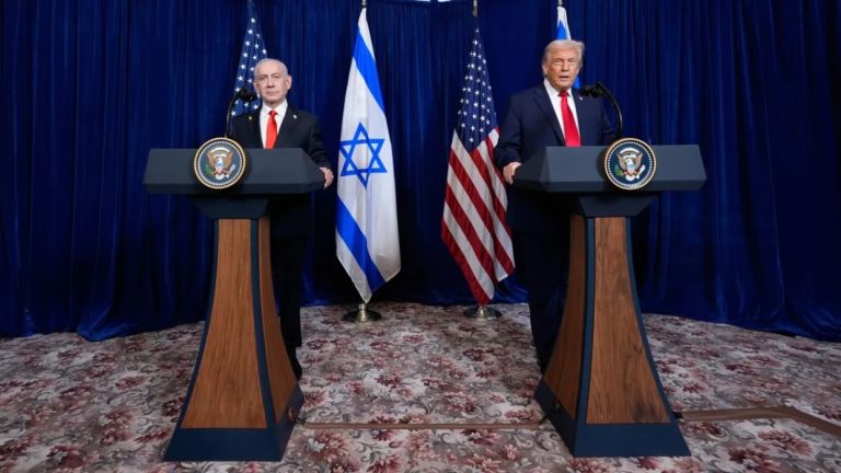 Τραμπ – Νετανιάχου: Απειλές «κόλασης» για τη Χαμάς, σενάρια νέας επίθεσης στο Ιράν και Βραβείο Ειρήνης